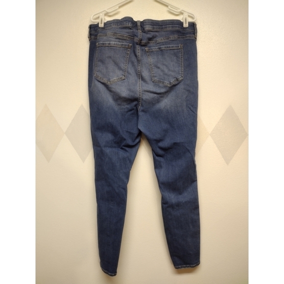 Torrid sky high skinny distressed denim jeans - Picture 2 of 14